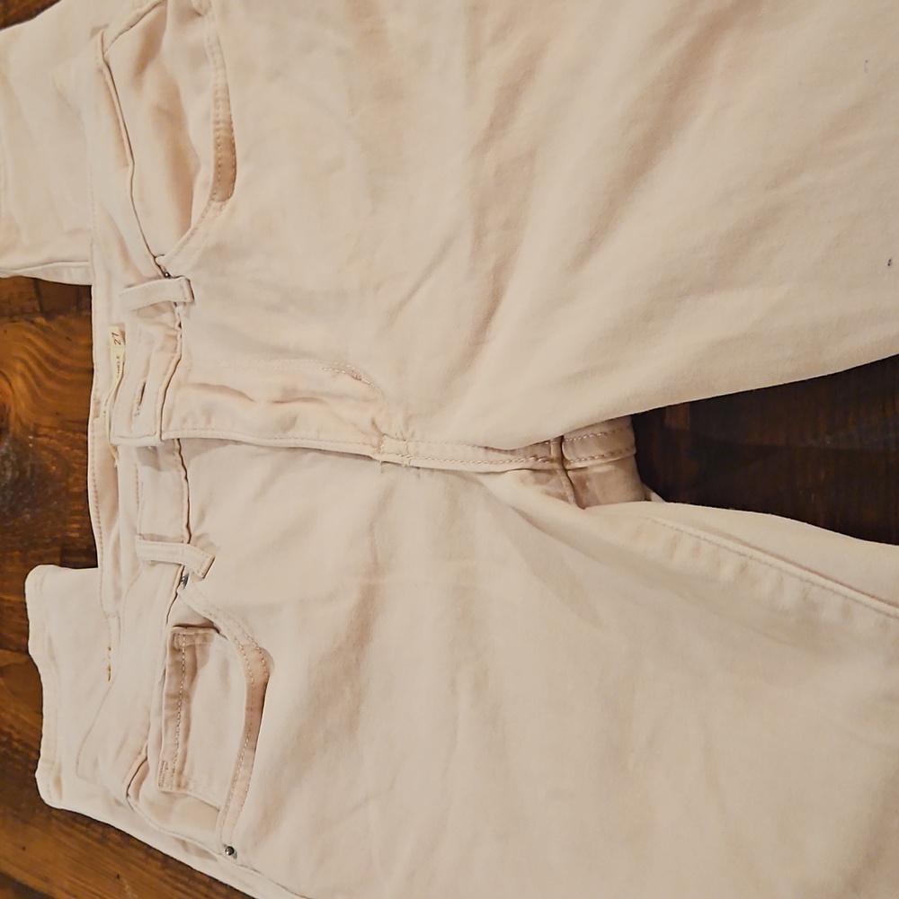 Levi's Soft Pink Denim Jeans